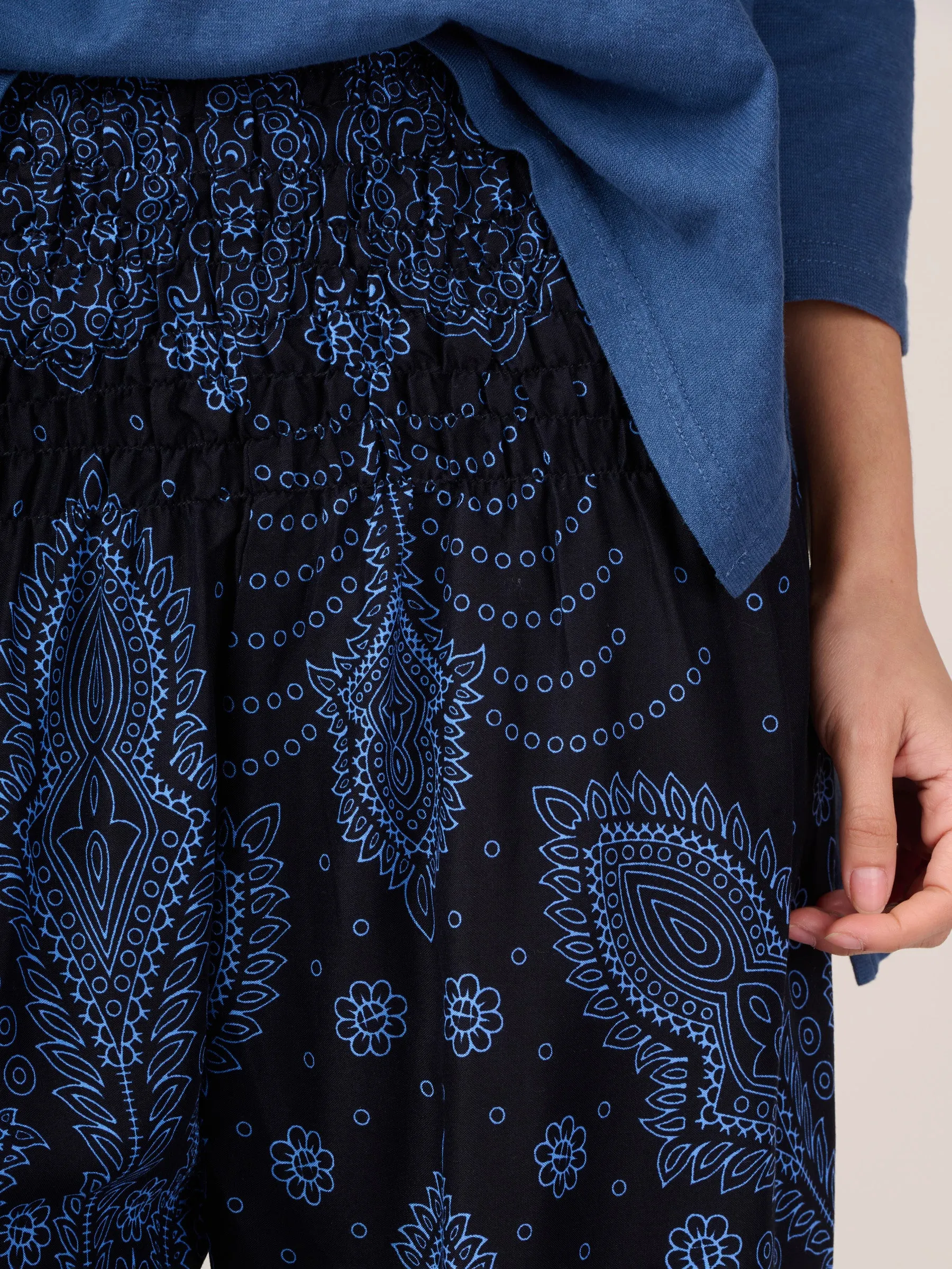 Feather Paisley Harem Pants - High Crotch