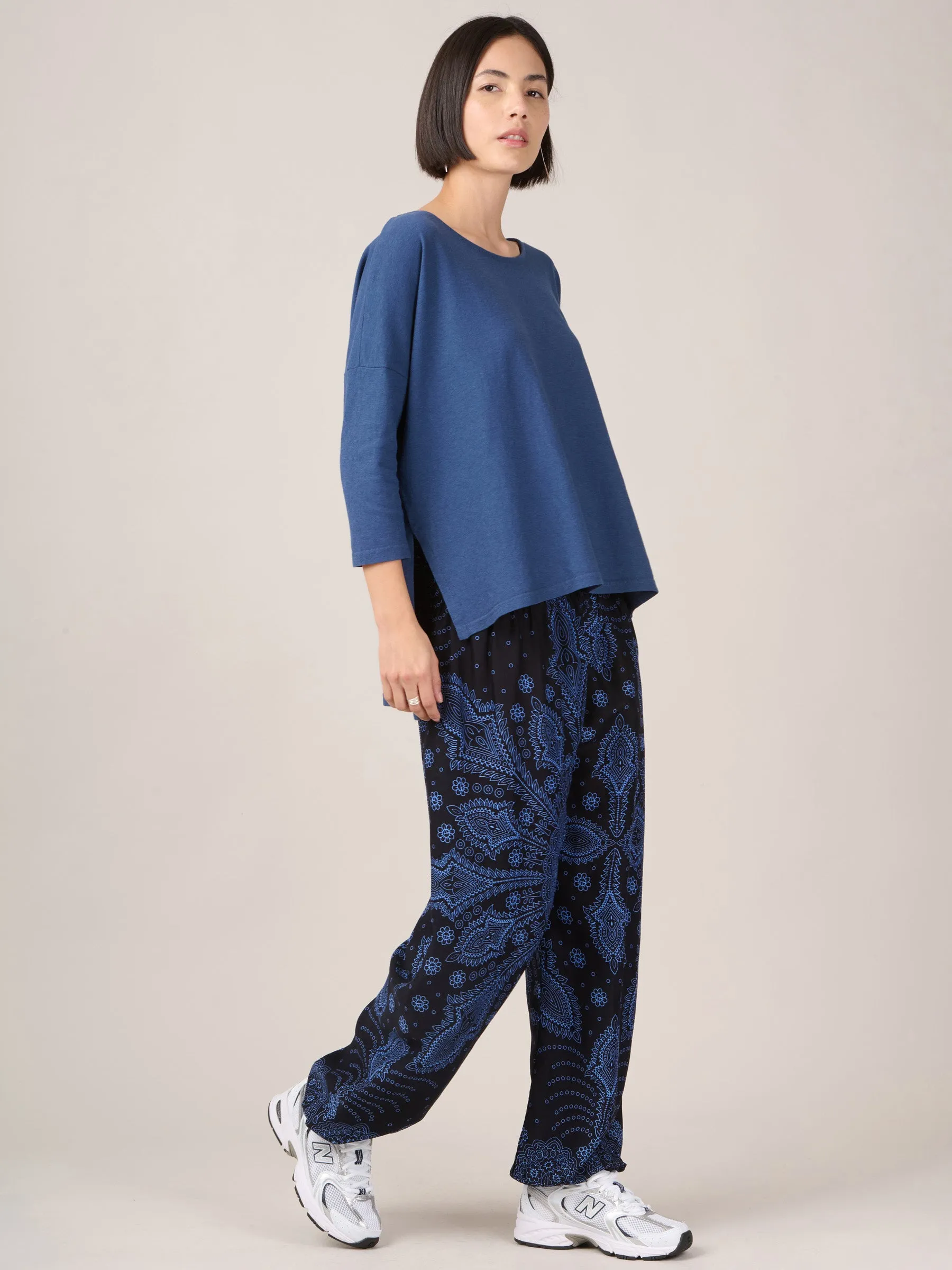Feather Paisley Harem Pants - High Crotch