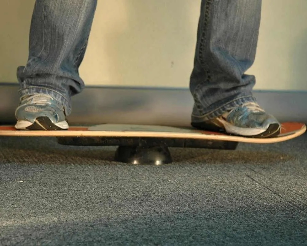 SKATE KIT | DIY Creator Kit | 12.25" - 16.25" x 6.25" Rail | 4" Extensions | 3" Mini Ball | Kids, Small Feet & Agility Boards
